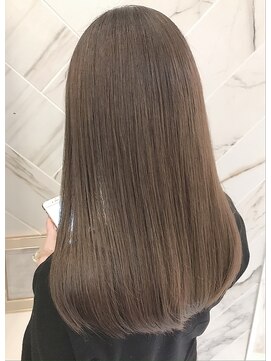 ジーナ 梅田(Zina) ハイアッシュベージュ