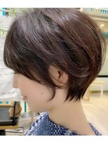 ヘアーメイクオズ(hair make O/S)&nbsp;担当 照井 丸み、くびれショートヘア３０代４０代５０代