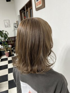 ヘアーデザインサロン スワッグ(Hair design salon SWAG) くすみグレージュ