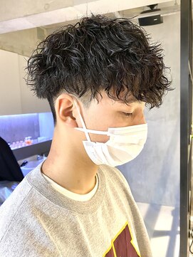 エリマ 調布(elima) ツイストスパイラル/韓国マッシュ/スパイラルパーマ/刈り上げ