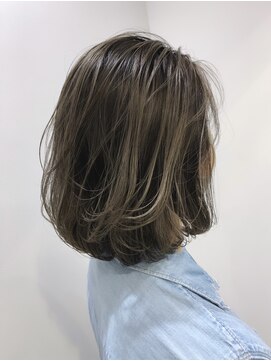 ステアケース 武蔵小杉店(stair:case) 【助川】 グレージュのバレイヤージュ