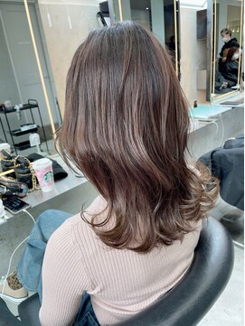 ロンドフルール 大宮東口(Lond fleur) 韓国風くびれバックスタイル