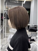 シャッター(Shutter)&nbsp;パツッとボブ