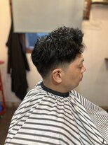 ジールアンドニコ(Zeal & nico.)&nbsp;フェードカット＆アイロンコテパーマ