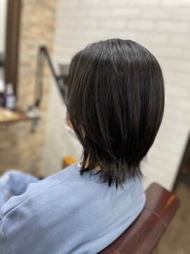 アトリエナガノ(atelier nagano) ニュアンスカラー/センターパート/ツヤ髪スタイル/ブルージュ