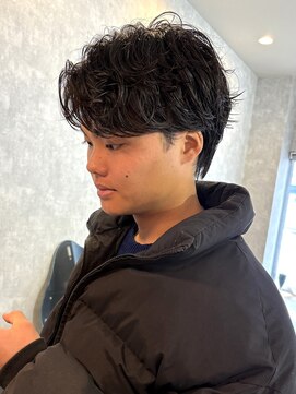 アビー(ABEY) フェザーショート/刈り上げなし/スパイラルパーマ