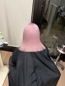 ヌエン 渋谷(NU/EN) ホワイトピンク