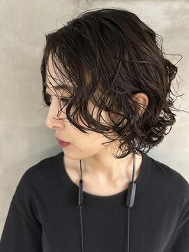 アタッカ(atacca) ショート・パーマ・黒髪・カーリー