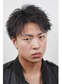 黒髪フェザーショートニュアンスセンターパート