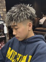 メゾンフォーメン トアロード(Maison for men TorRoad) メンズパーマ ホワイトメッシュ ツイストパーマ