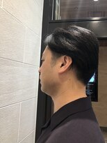 スカイ ビューレックス 丸の内店&nbsp;前下がりセンターパート　ツーブロック