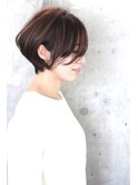 シンプルでナチュラルに!大人ショート