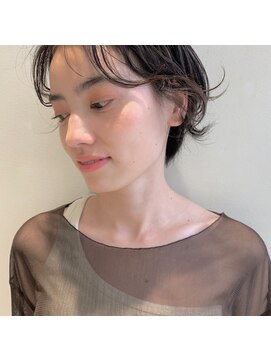 アピッシュ アオヤマ(apish AOYAMA) こなれショート