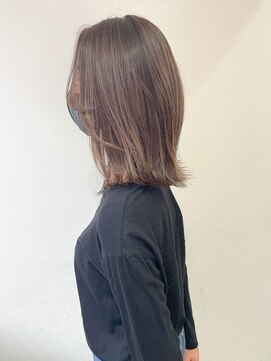 ジェム(GEM) アッシュベージュ/ハイライト/切りっぱなし