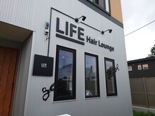 ライフ(LIFE)の雰囲気（お仕事や学校帰りにも。結構わかりやすい外観です。）