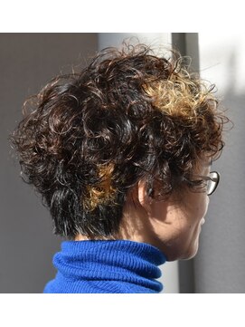 ヘア ニニ(Hair 22) 冬もやっぱパーマ!