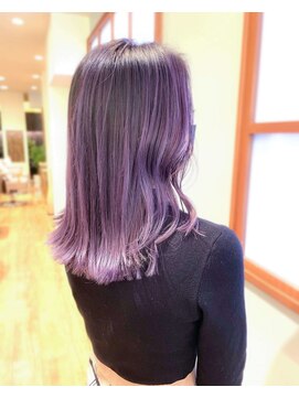 ヘアーアンドスパ フラップス(FLAPS) パープルシルバーバレイヤージュ