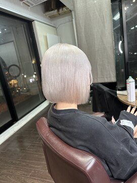 テテ(TETE) ホワイトカラー