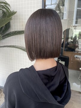 フェリア 池田(FERIA) シンプルボブスタイル
