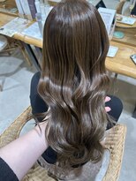 ココルアナ(coco luana)&nbsp;ブリーチ、ハイトーン、ケアブリーチ、韓国、前髪カット