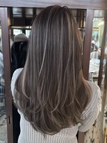 スリー(three)&nbsp;グレージュハイライト