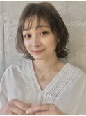 小顔ヘアレイヤーカットくびれボブ大人可愛いアッシュグレージュ