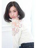 黒髪でも大人スウィートなエアリーボブ