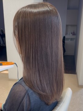 シュヴー 浦安店(CHEVEUX) 9トーン オリーブベージュ × レイヤーカット