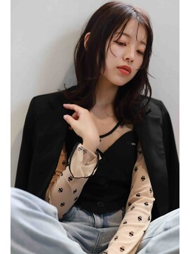 ソレア(solea) 艶セミミディ