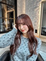 ウィローズ(WILLOW'S)&nbsp;ピンクブラウン×ローレイヤーでまとまる艶ロング