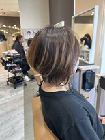 ヘアーアンドビューティーショップ エボルティー(hair&beauty shop EvoLuty)&nbsp;前下がりのショートボブ