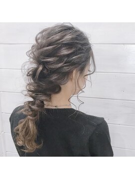 アチーブ エムプラス 茶屋町店(Achieve m +) 編み下ろし【茶屋町ヘアセット専門店Achieve m+ by前川】