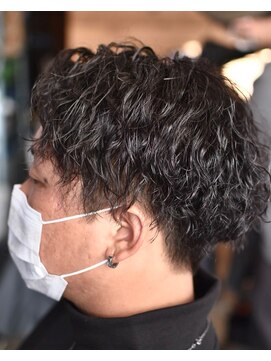 ヘアアイラッシュ リベット(hair eyelash RIVET) ツイストスパイラル×上げ流し