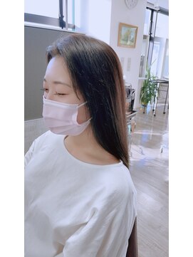 ビートリップ ヘアードレッシング(B trip hair dressing) ストレートロング