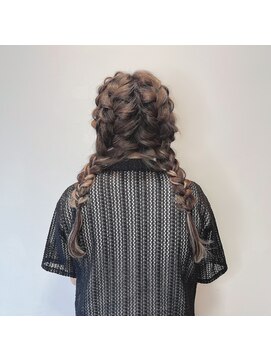 フツーロ 栄(FUTURO) セット　プルエクステ