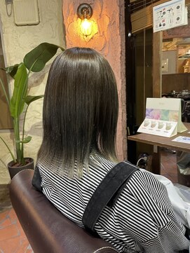 ロッソバイアルター 鎌取(ROSSO by aL-ter) 【モードヘア/ダークアッシュ/チェリーブラウン】千葉香奈