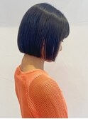 モードでお洒落◎黒髪ラインボブ