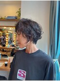 紺野紘三グレージュカラーマッシュショートパーマ