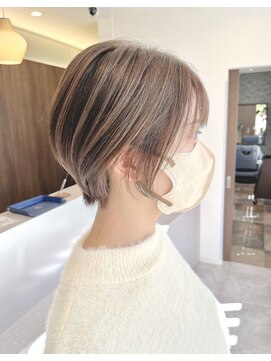 クアトロアネックス(QUATTRO annex) 大人ショートボブ×トパーズ