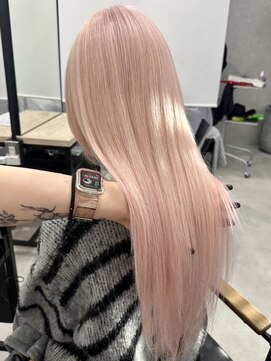 ロウル 渋谷(LOWRL) ホワイトピンクベージュ/シールエクステ/渋谷