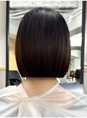 切りっぱなしボブ　縮毛矯正　黒髪スタイル　髪質改善　艶髪