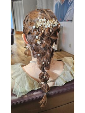 アルス ウィズ アクロス オモテサンドウ(aluss with AKROS omotesando) パーティー　編みおろしスタイル