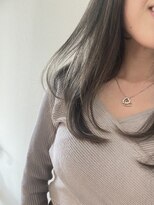 ヘアーレクスアリイ(Hair Lex Alii)&nbsp;レイヤーとグレー