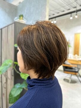 コンフィー(comfy) ハイライトで作る白髪ぼかし