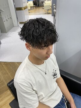 アレス バイ シカ 神戸三宮元町店(ALLES by Cica) 波巻きツイストスパイラルパーマツーブロック刈り上げ