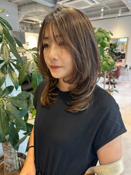 マルフェ 天王寺(marfe) 【marfe】レイヤーカット_ハイライト_白髪ぼかしハイライト