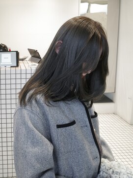 オリーブグレージュ/透明感カラー/ブリーチなしカラー