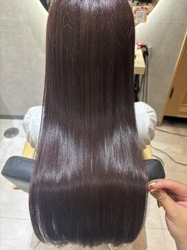 ジーナ 福岡天神(Zina) 艶髪/美髪/髪質改善【Zina福岡天神】