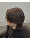 センターパートウルフ