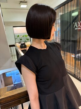アクシス 栄店(`AXIS) 馬渕ミルクティーブロンド/ダークブルー/デジタルパーマ/栄